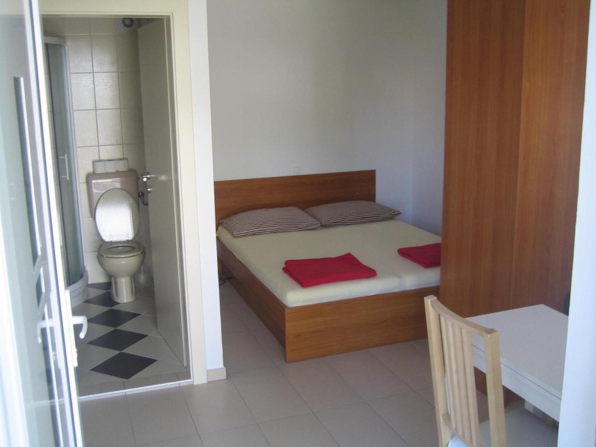 Iva Apartments Novigrad  ภายนอก รูปภาพ